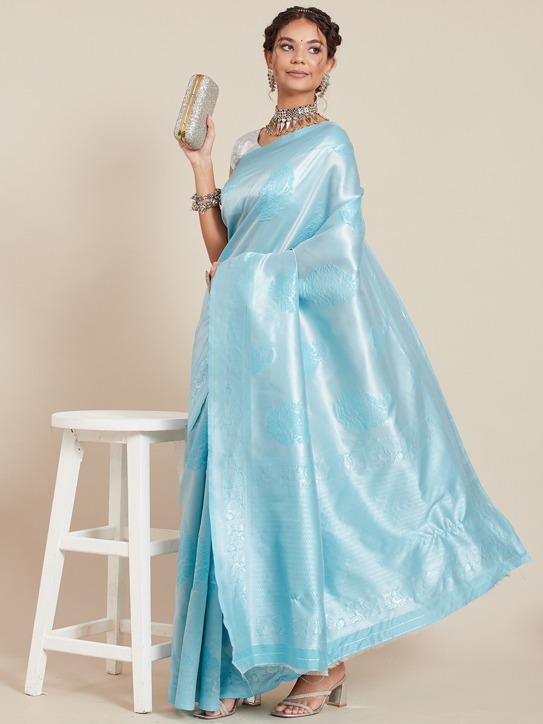 

Atsevam Blue & Silver-Toned Woven Design Zari Silk Blend Kanjeevaram Saree