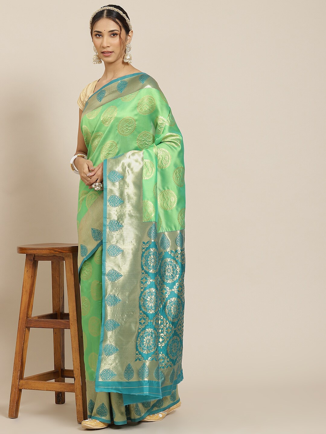 

Atsevam Green & Blue Woven Design Zari Silk Blend Kanjeevaram Saree