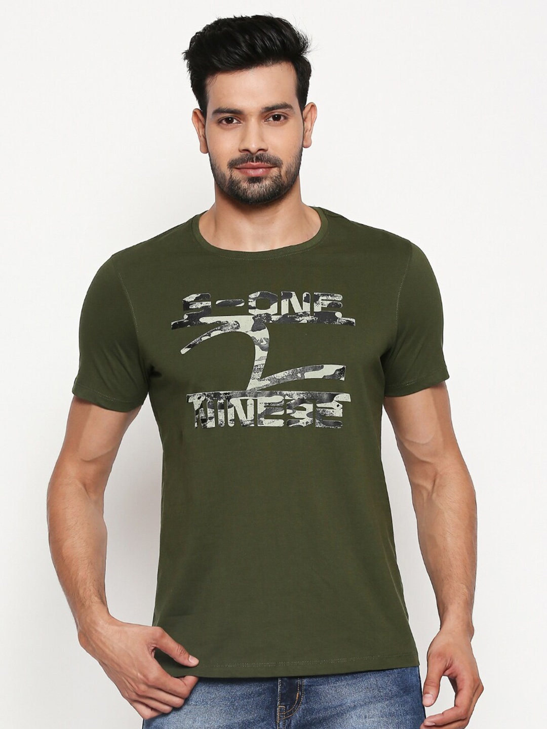 

SPYKAR Men Olive Green Typography Printed Cotton T-shirt