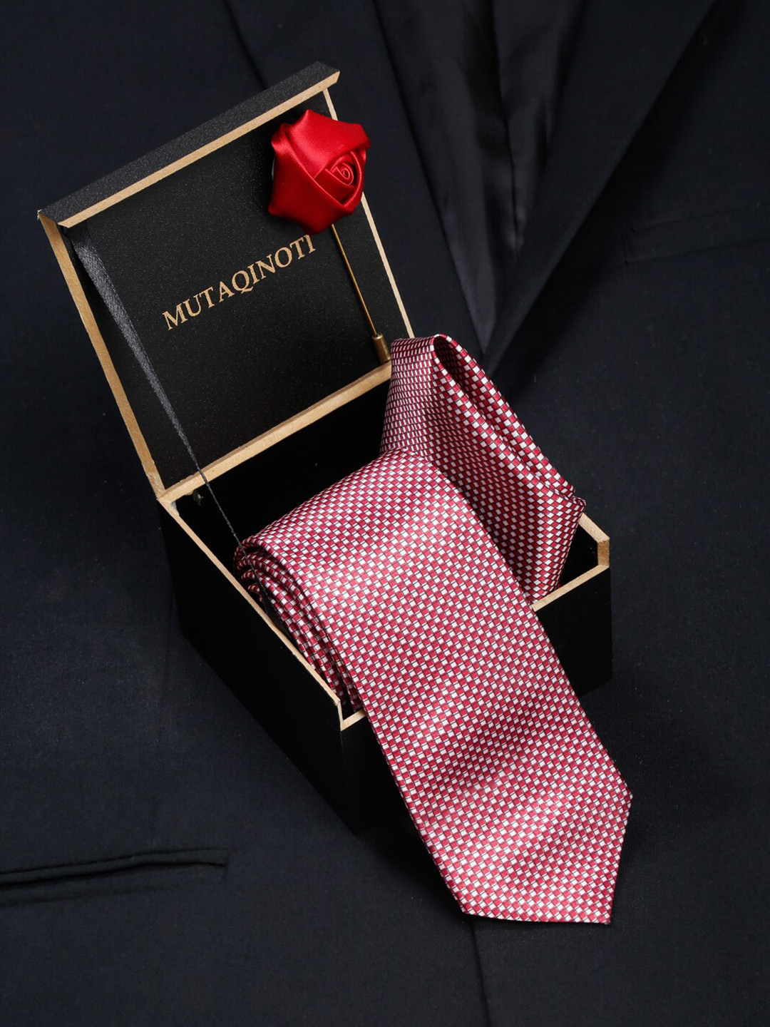 

MUTAQINOTI Men Red Accessory Gift Set