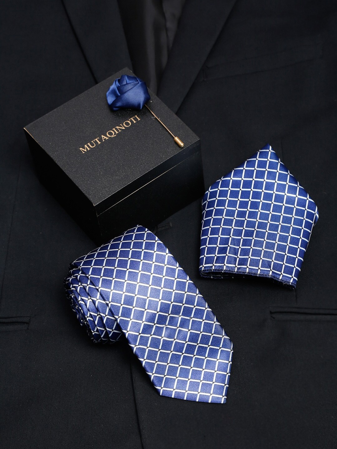 

MUTAQINOTI Men Blue Accessory Gift Set