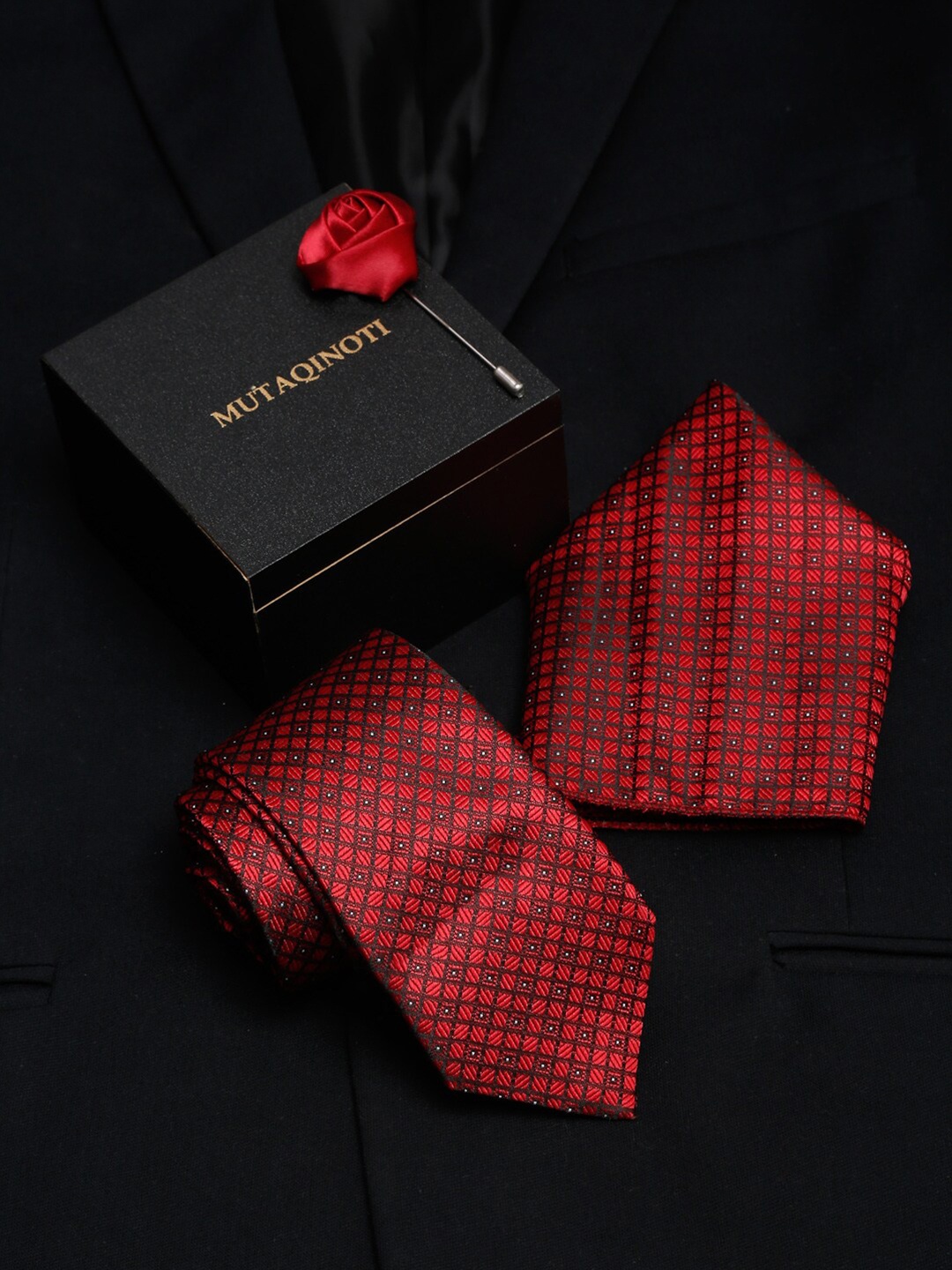 

MUTAQINOTI Men Red Accessory Gift Set