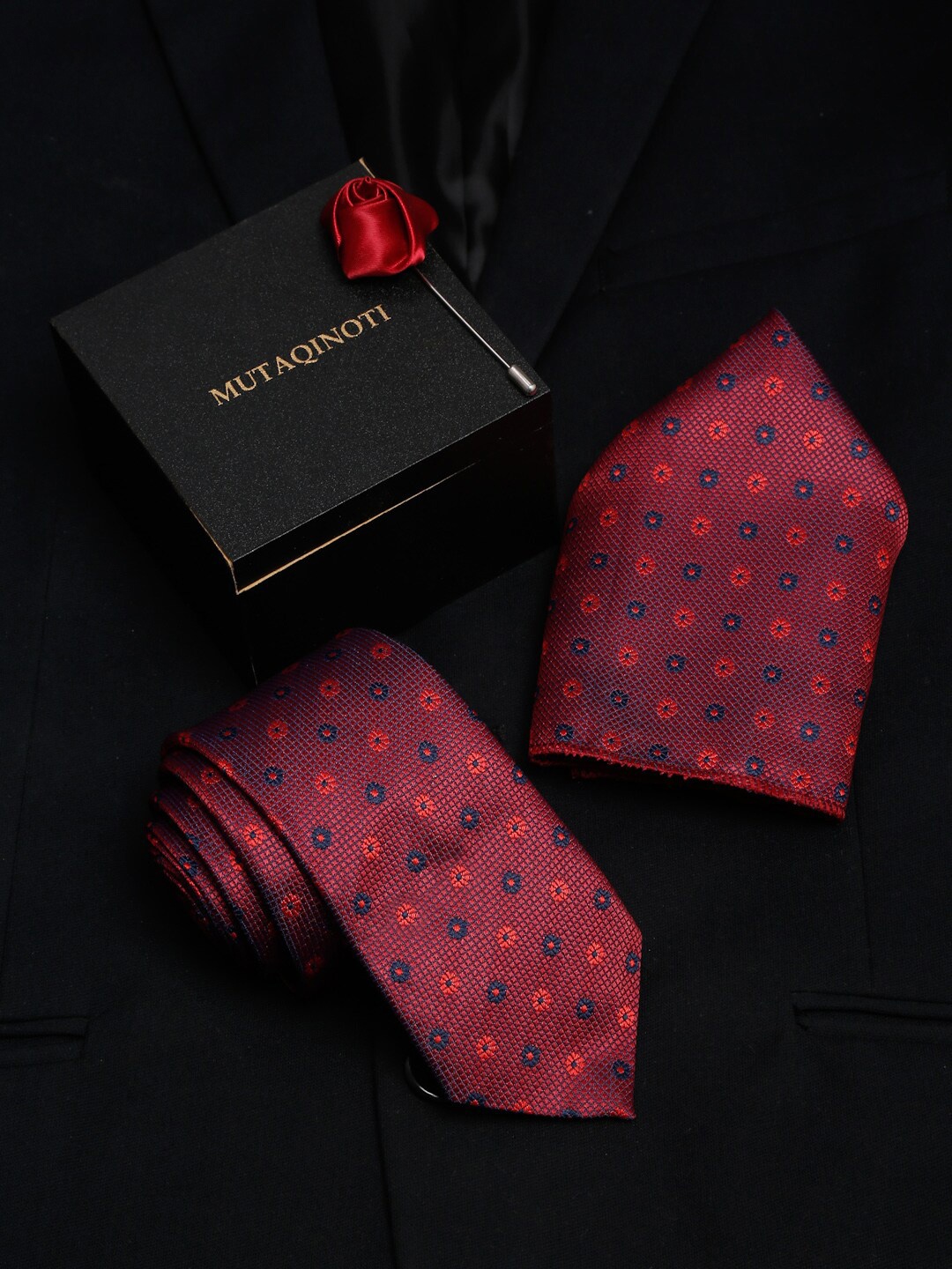 

MUTAQINOTI Men Red Accessory Gift Set