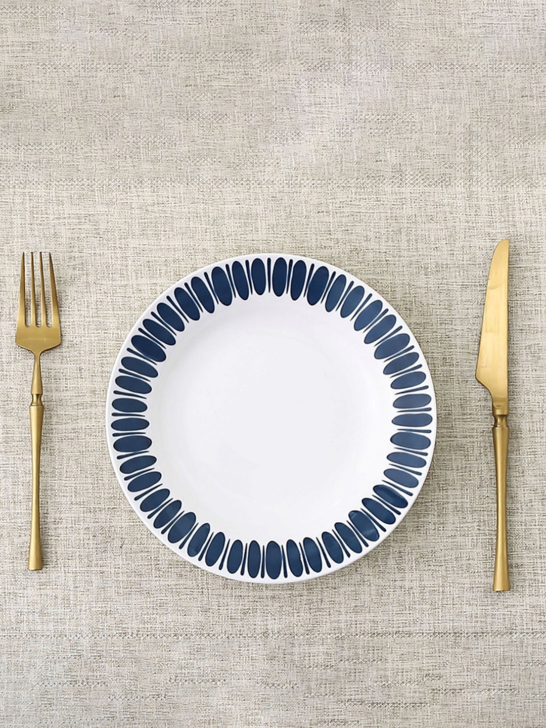 

Nestasia White & Blue Printed Microwave safe Ceramic Glossy Plate