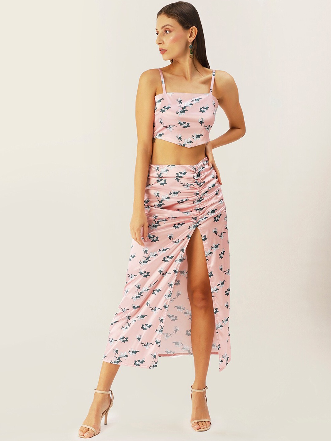 

DressBerry Women Peach-Coloured & Black Printed Co-Ords