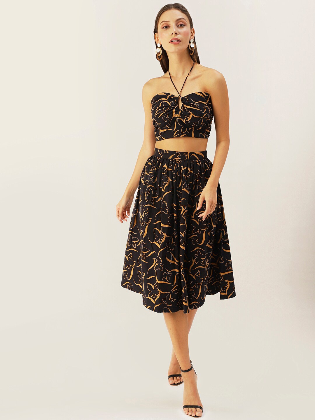 

DressBerry Women Black Printed Halter Neck Co-ord Set