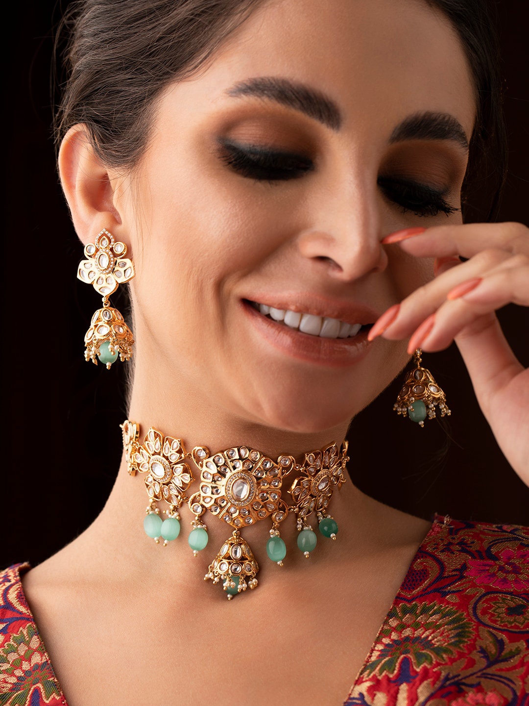 

Rubans Gold-Plated White & Green Kundan-Studded Jewellery Set