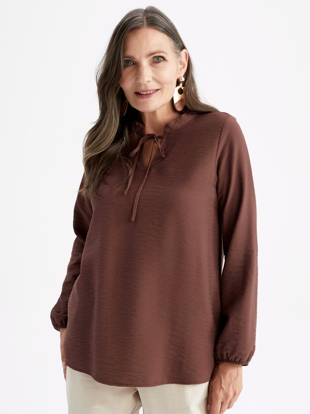 

DeFacto Women Brown Tie-Up Neck Top