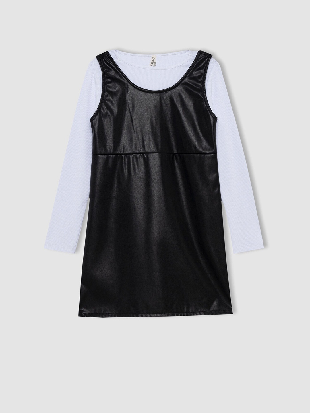 

DeFacto Girls Black & White Pure Cotton Tunic