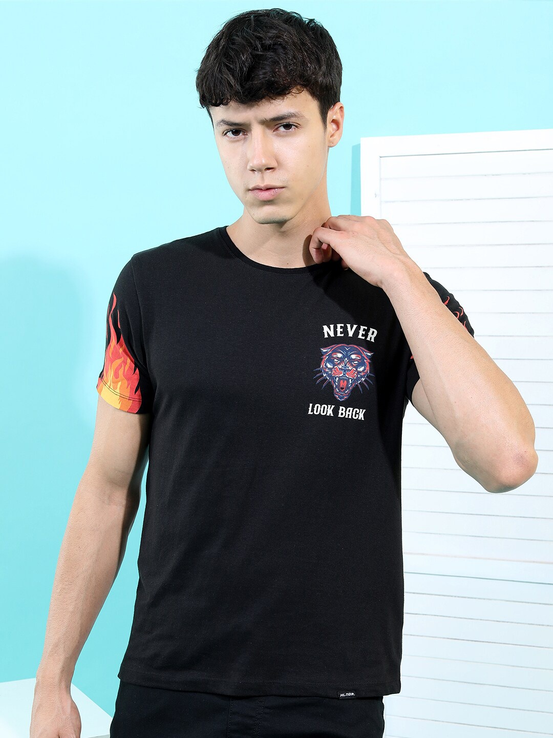 

HIGHLANDER Men Black Printed Cotton T-shirt