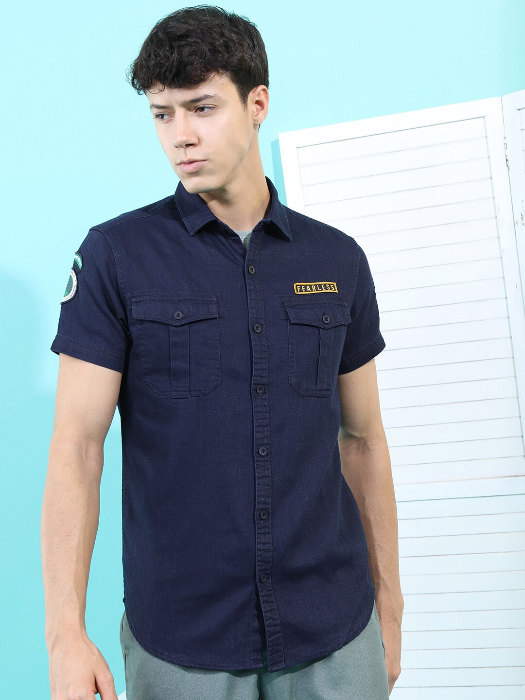 

HIGHLANDER Men Navy Blue Slim Fit Casual Shirt