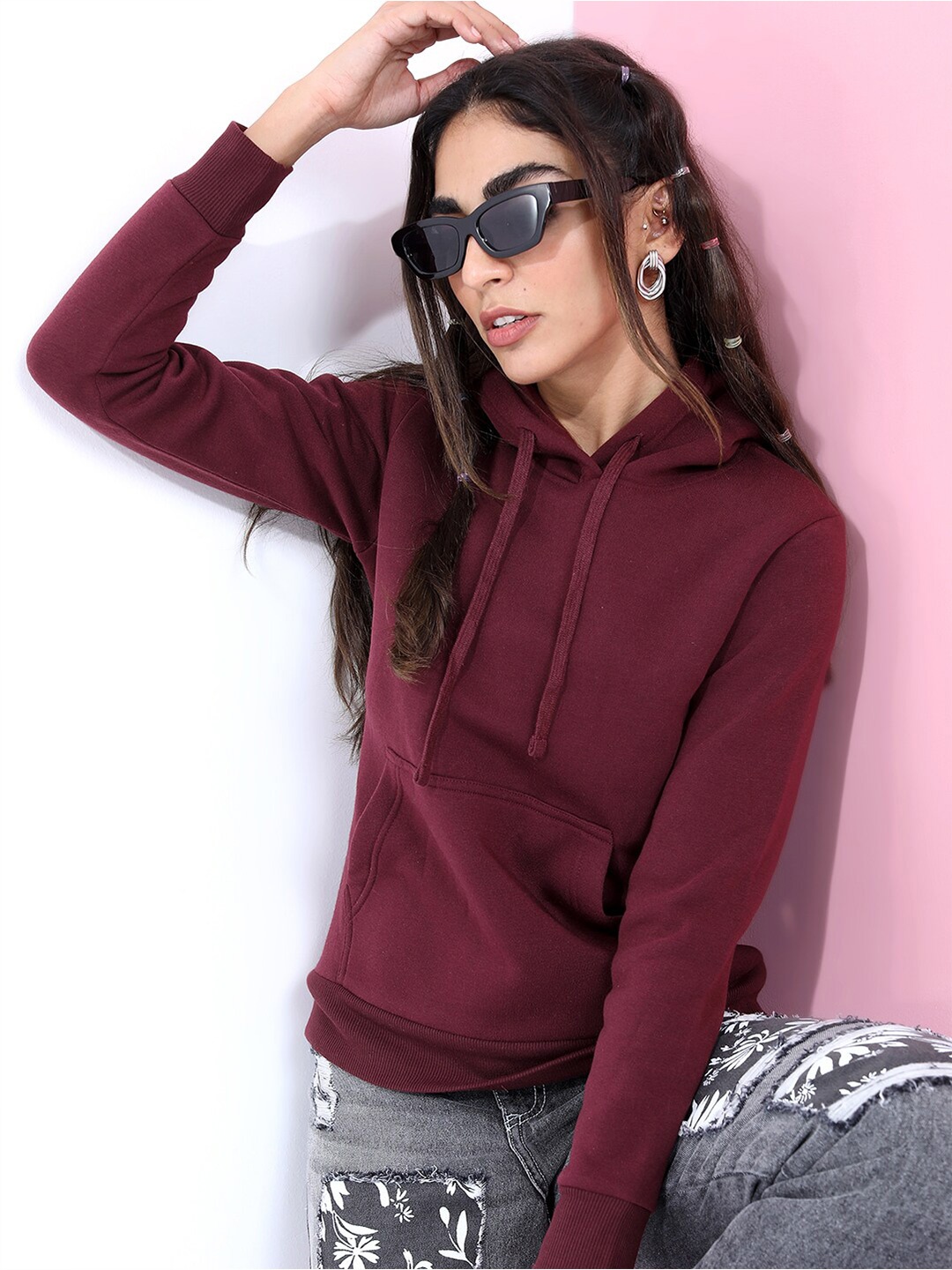 

Tokyo Talkies Women Burgundy Hooded Sweatshirt