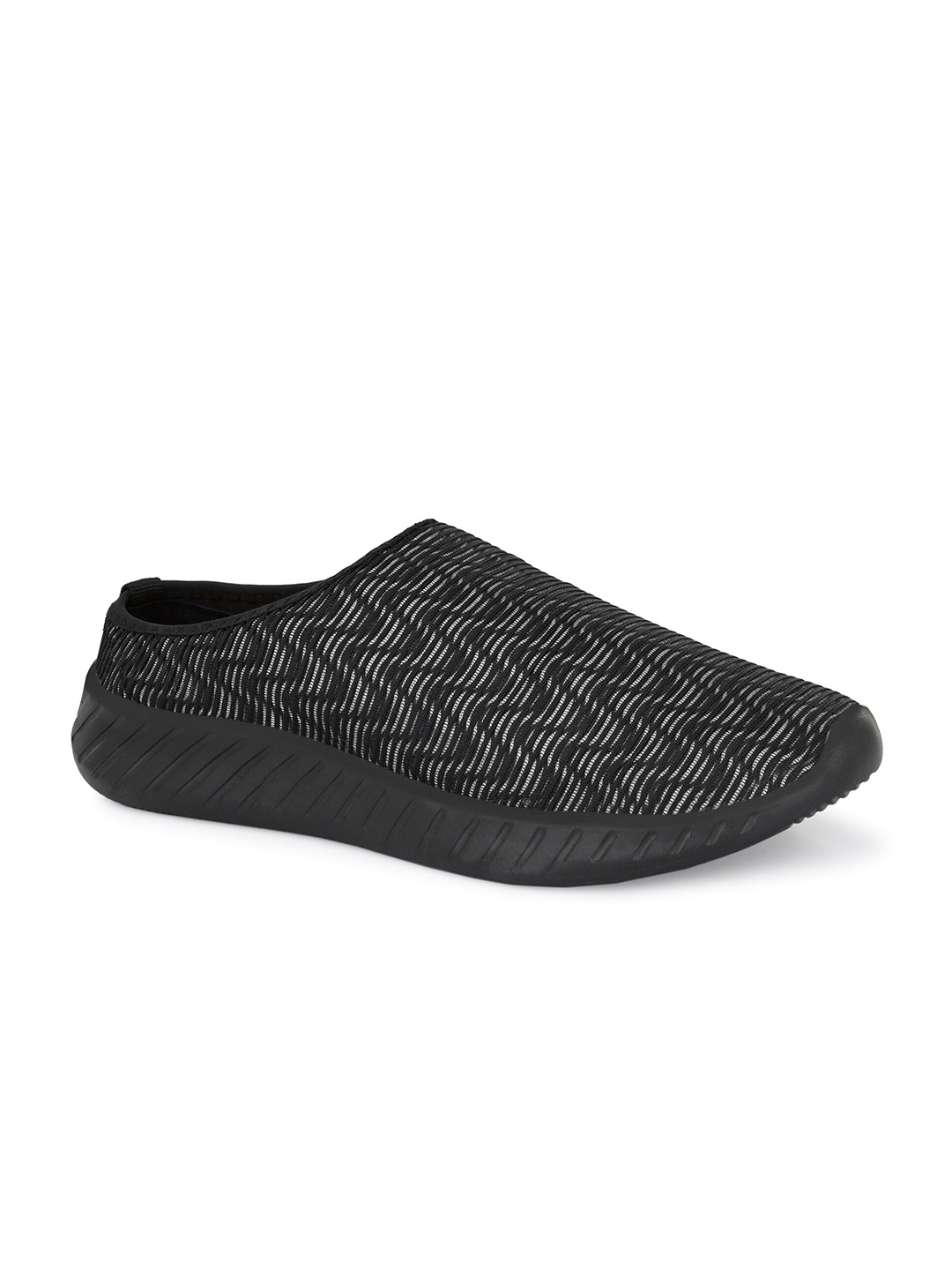 

Yuuki Men Black Mesh Non-Marking Walking Sports Shoes