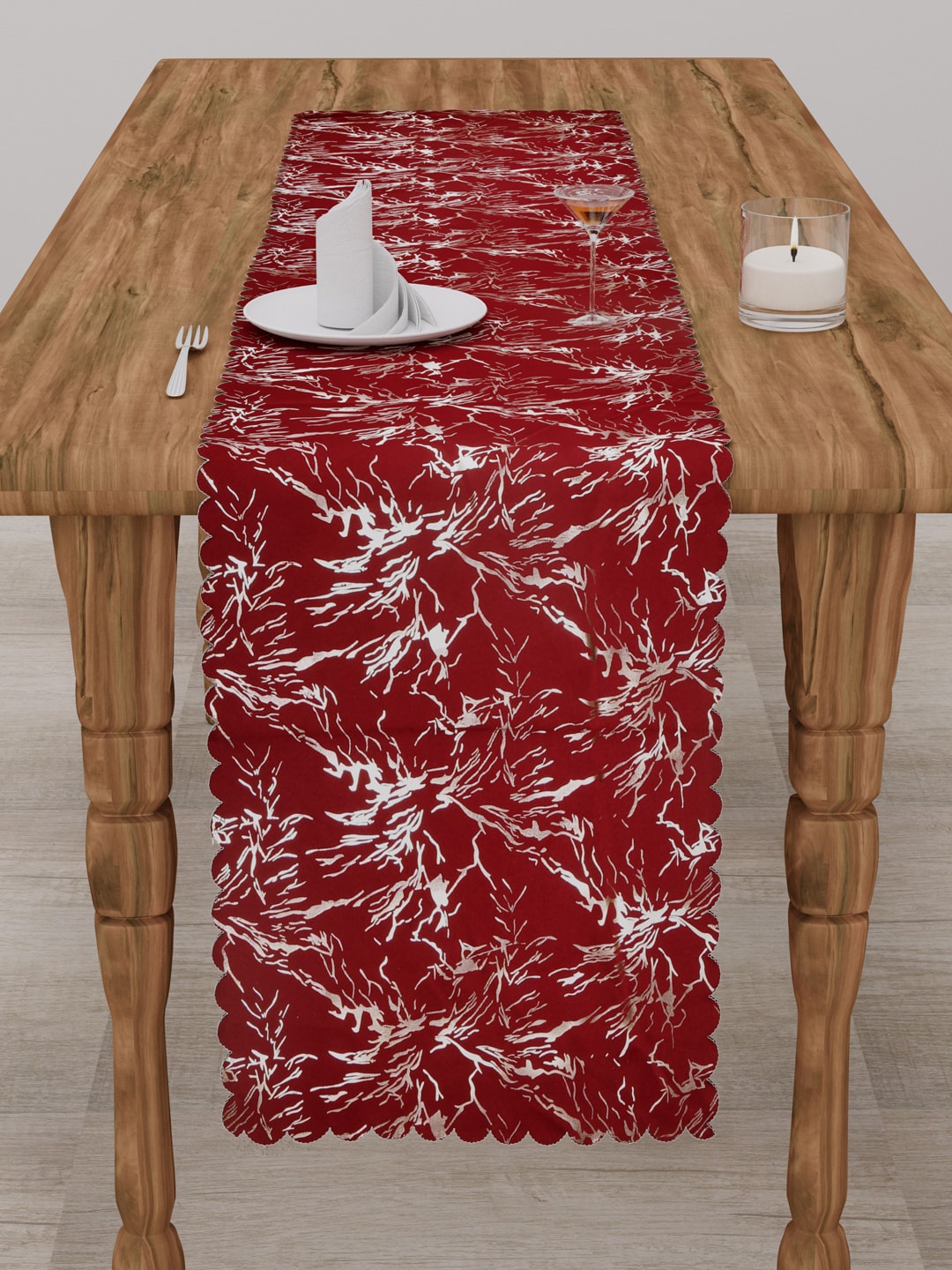 

Clasiko Maroon & White Printed 300 TC Cotton Table Runners