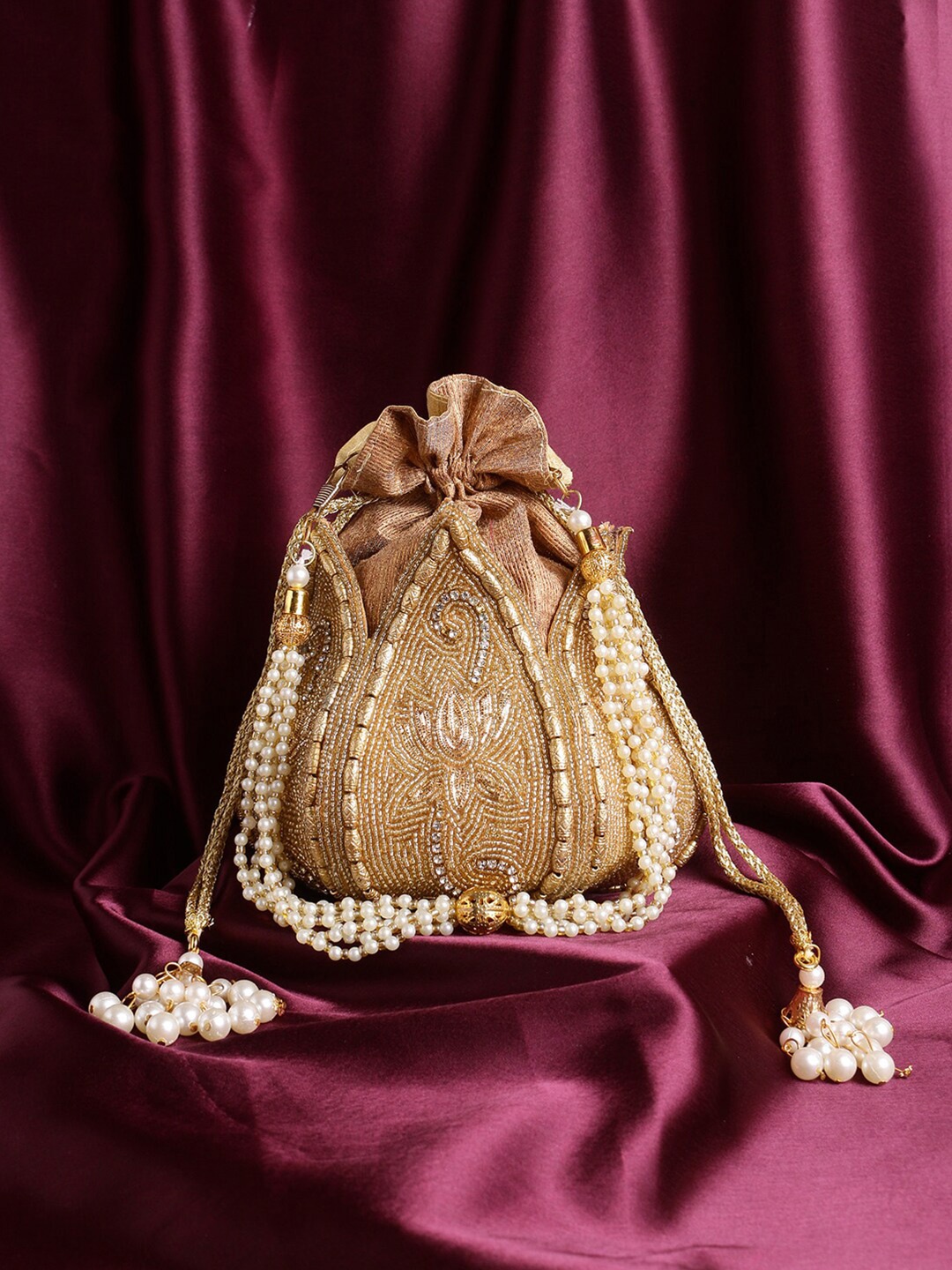 

Swisni Gold-Toned & White Embellished Embellished Potli Clutch