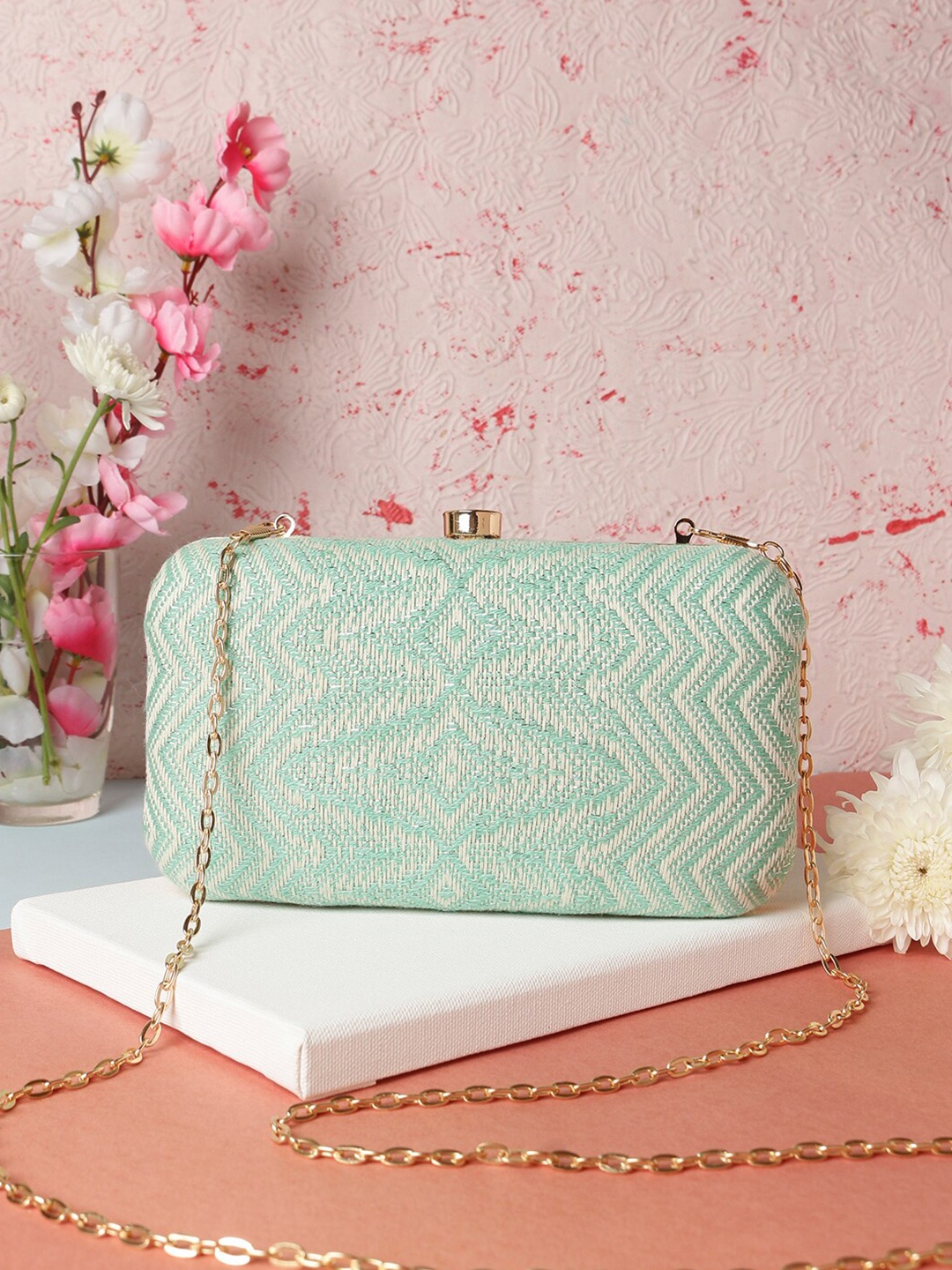 

Swisni Green & Gold-Toned Printed Box Clutch