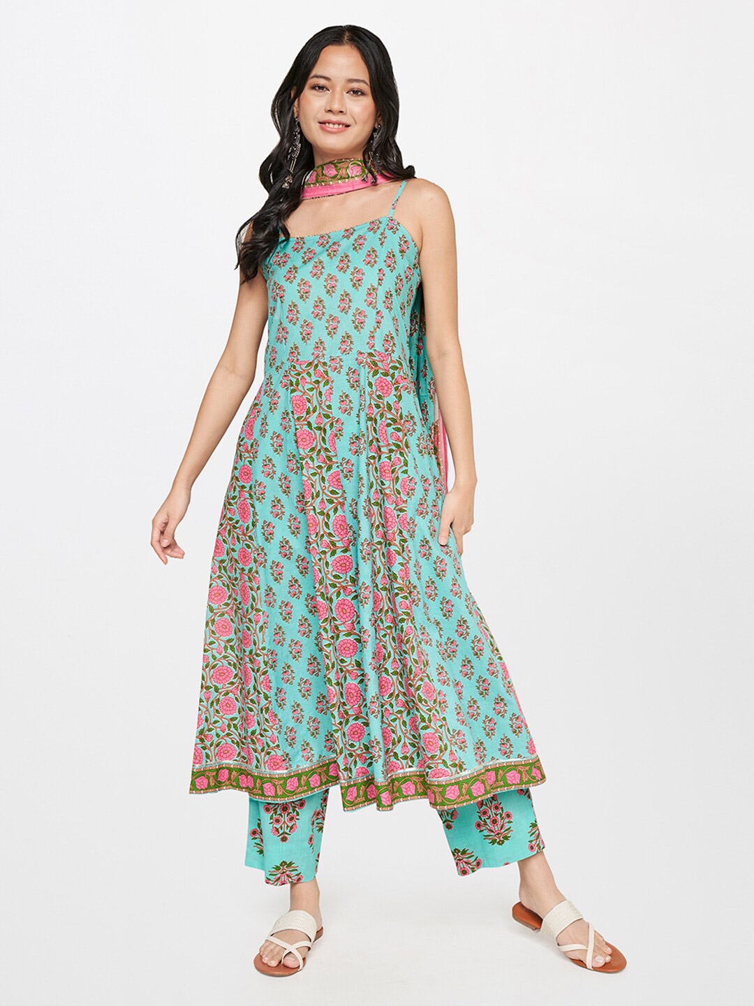 

Global Desi Women Blue Floral Printed Panelled Pure Cotton Kurta with Palazzos & With Dupatta