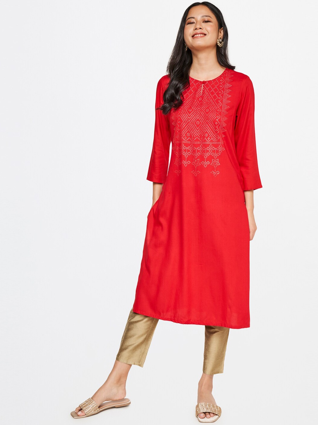 

Global Desi Women Red Kurta