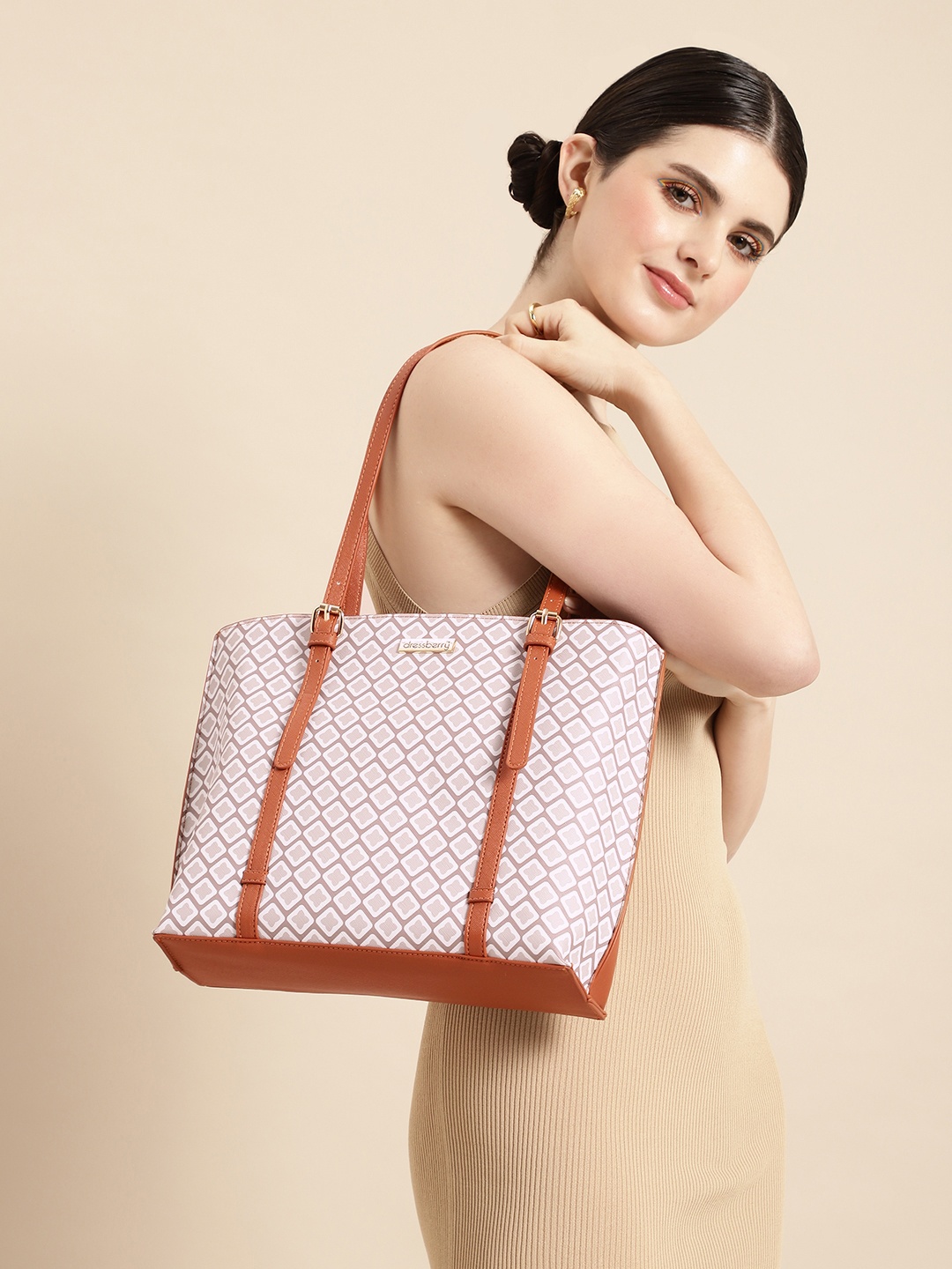 

DressBerry Women Printed Shoulder Bag, White