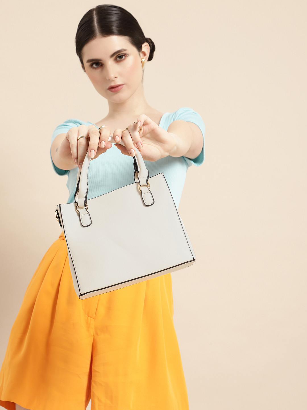

DressBerry Structured Handheld Bag, Off white