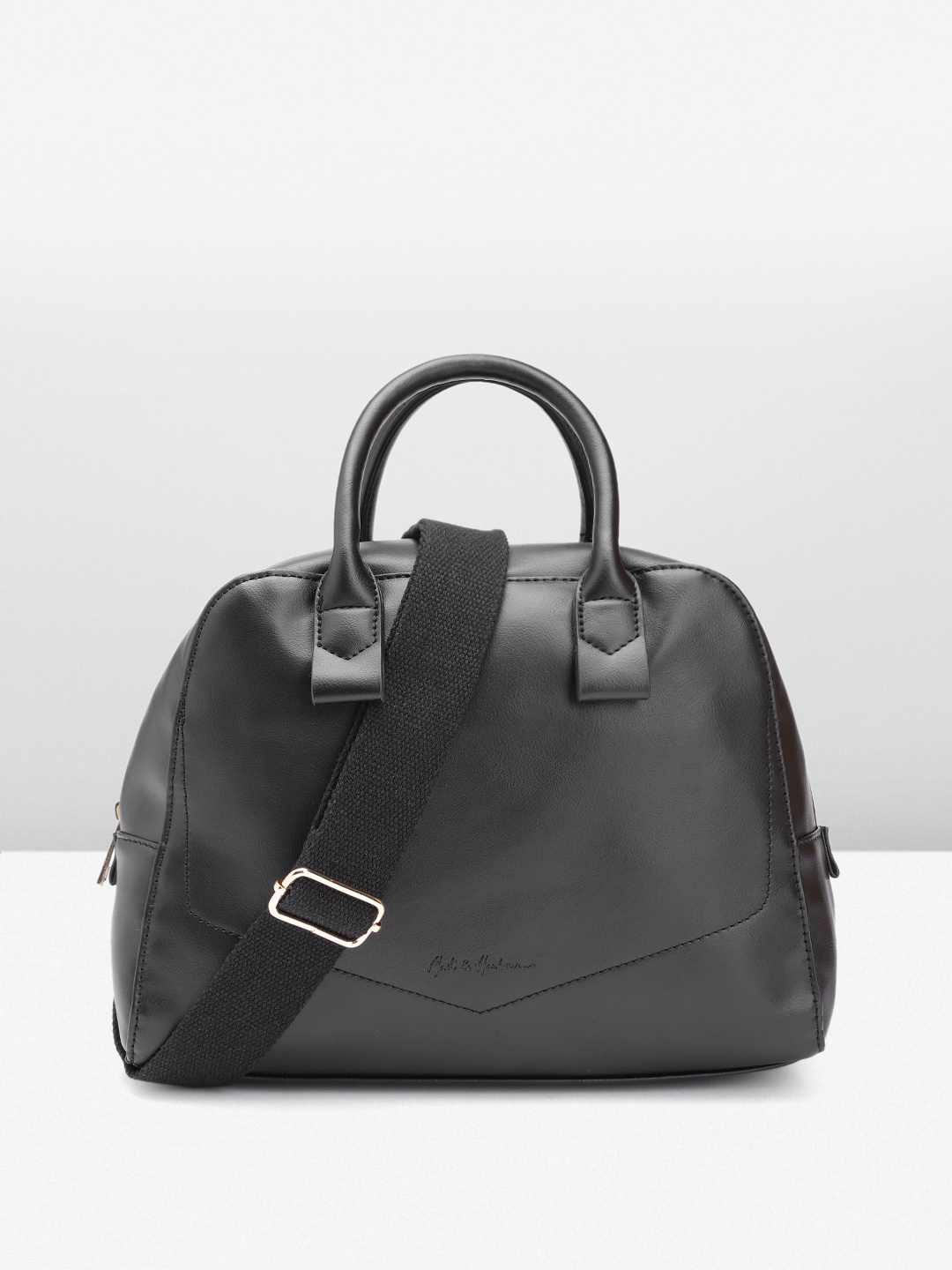 

Mast & Harbour Structured Handheld Bag, Black