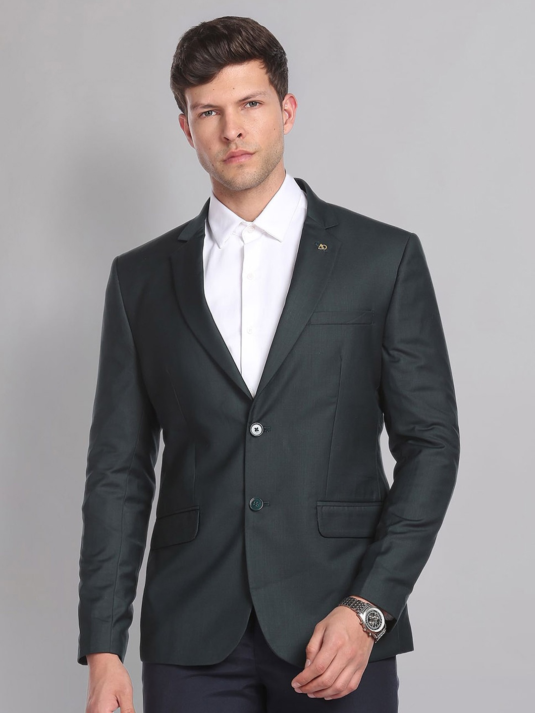 

AD By Arvind Men Green Solid Tailored-Fit Single Breasted Blazer