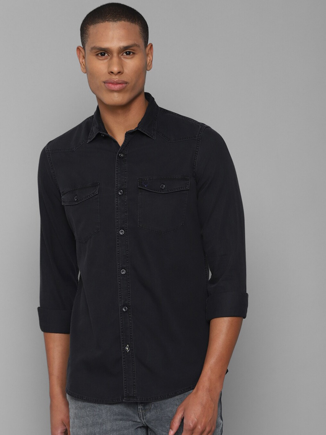 

Allen Solly Men Black Pure Cotton Casual Shirt