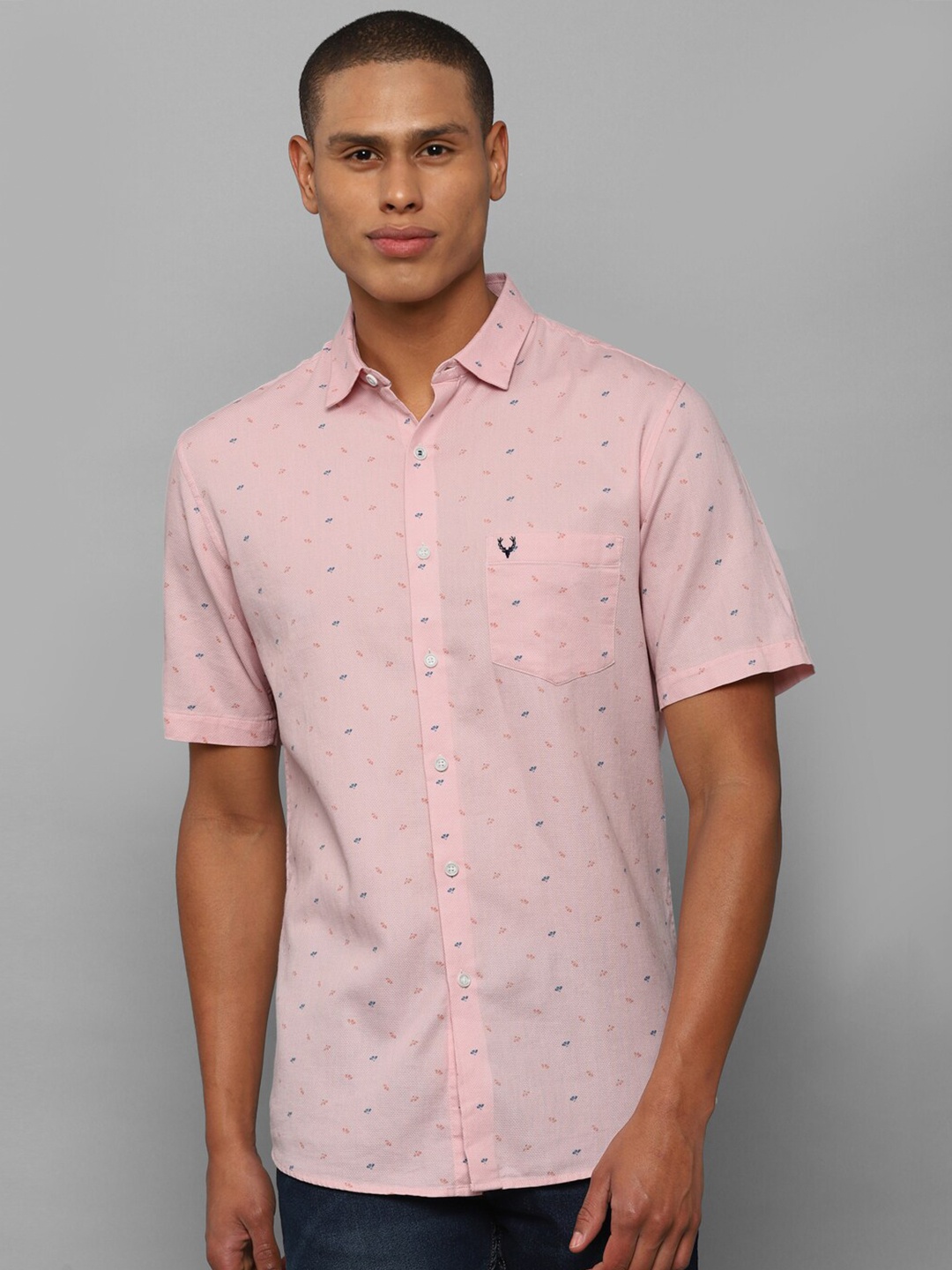 

Allen Solly Men Pink Slim Fit Printed Cotton Casual Shirt