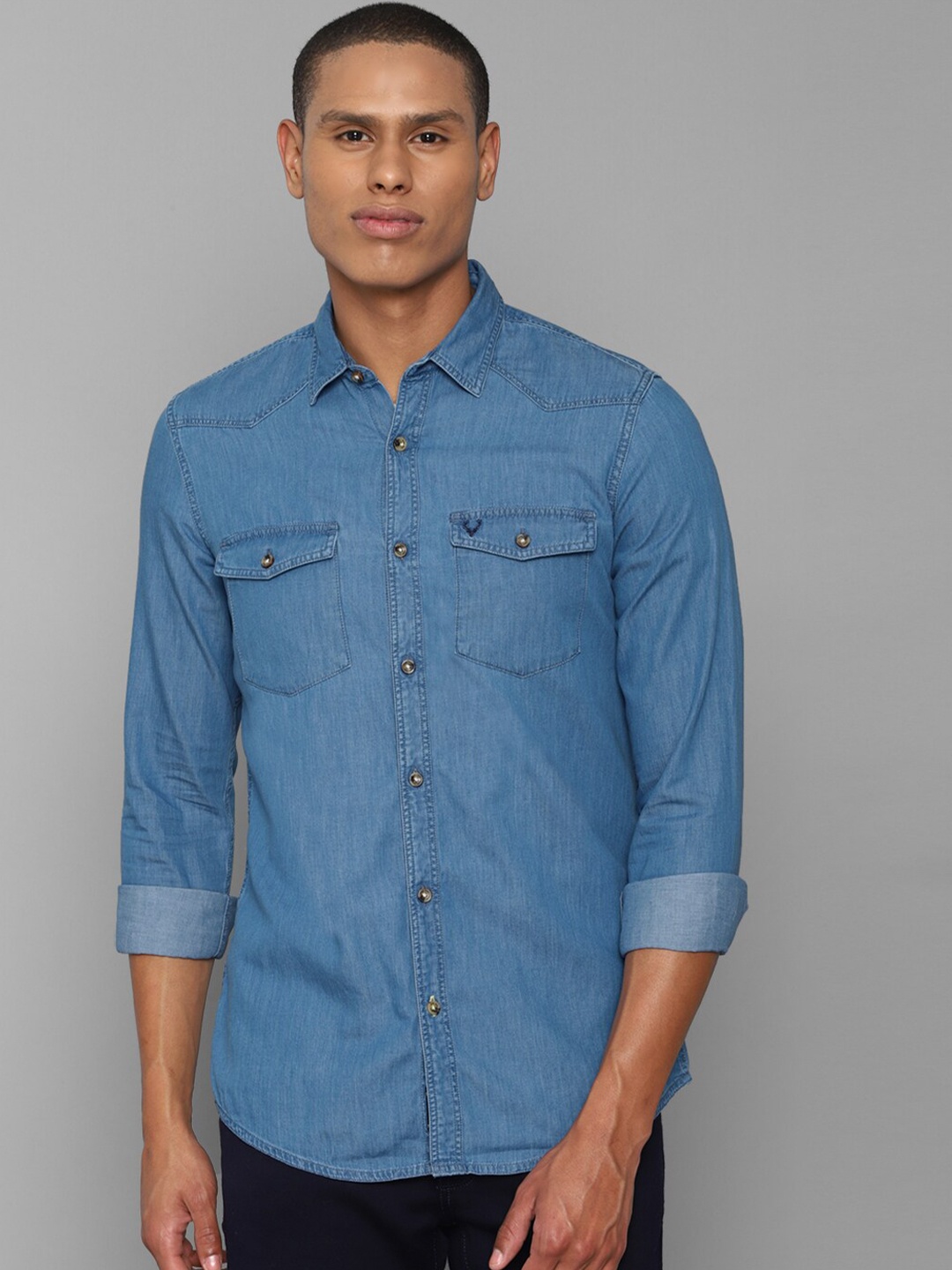 

Allen Solly Men Blue Solid Cotton Casual Shirt