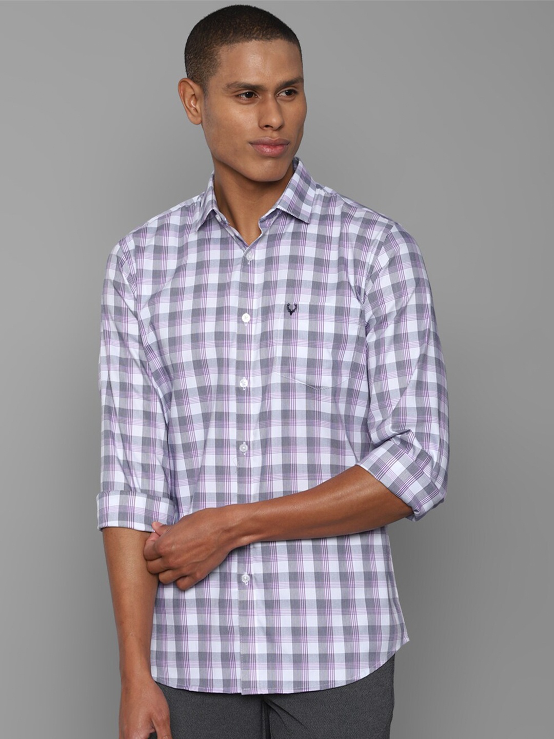 

Allen Solly Men White Slim Fit Checked Cotton Casual Shirt