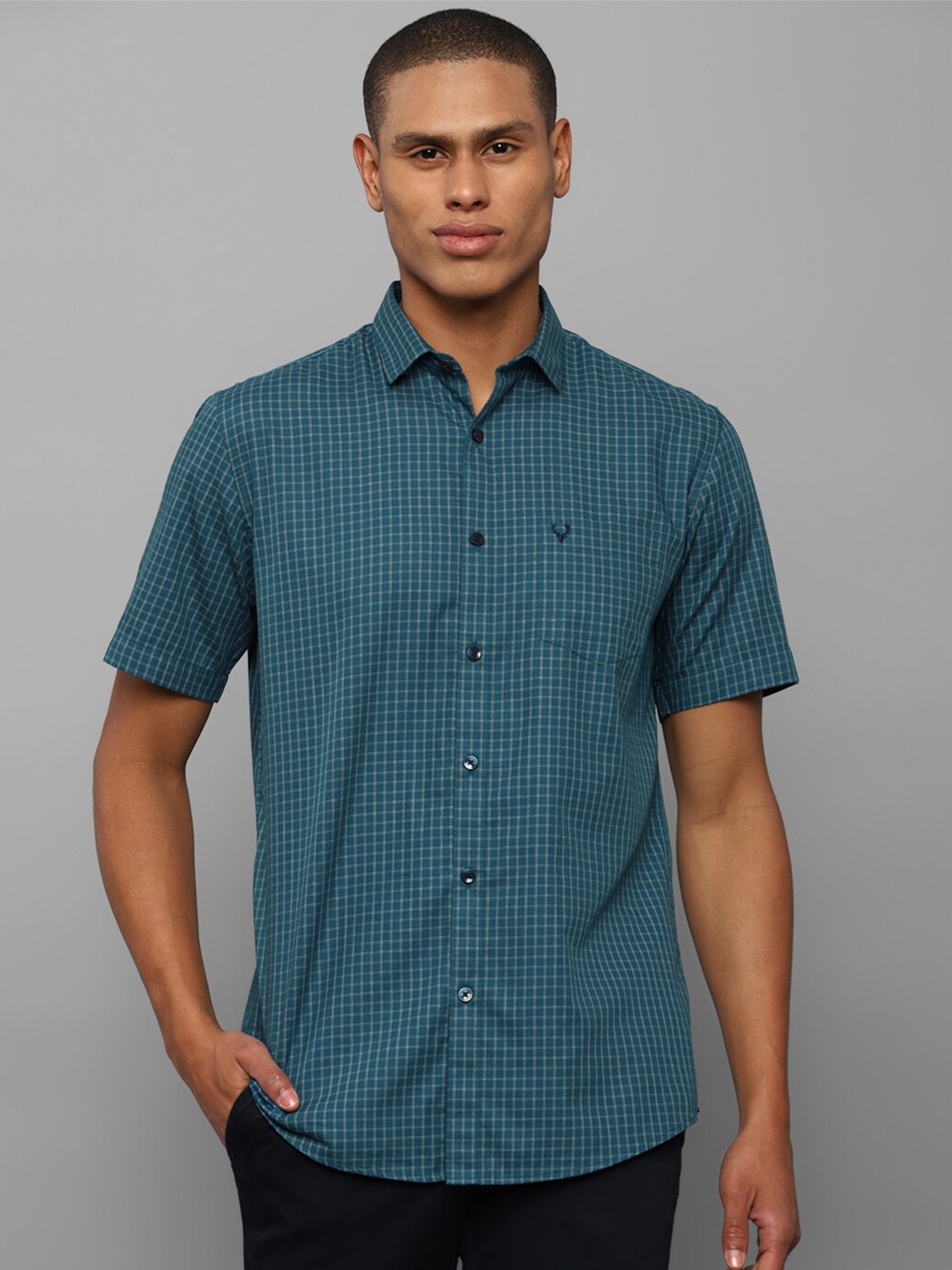 

Allen Solly Men Blue Slim Fit Checked Cotton Casual Shirt