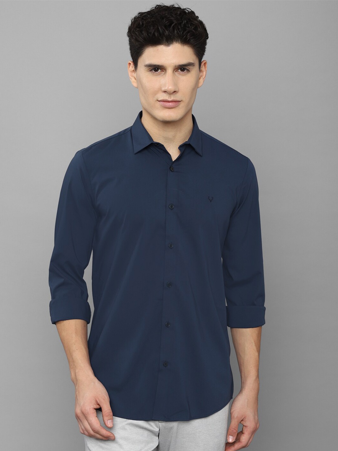 

Allen Solly Men Plus Size Navy Blue Slim Fit Casual Shirt
