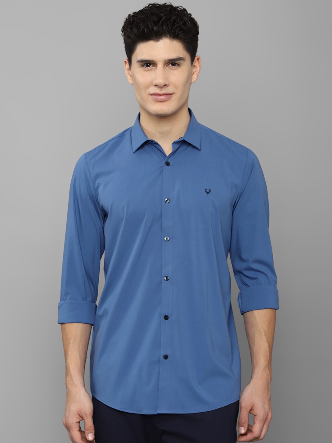 

Allen Solly Men Blue Slim Fit Casual Shirt