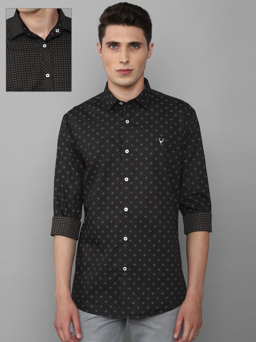 

Allen Solly Men Black Geometric Printed Reversible Slim Fit Pure Cotton Casual Shirt