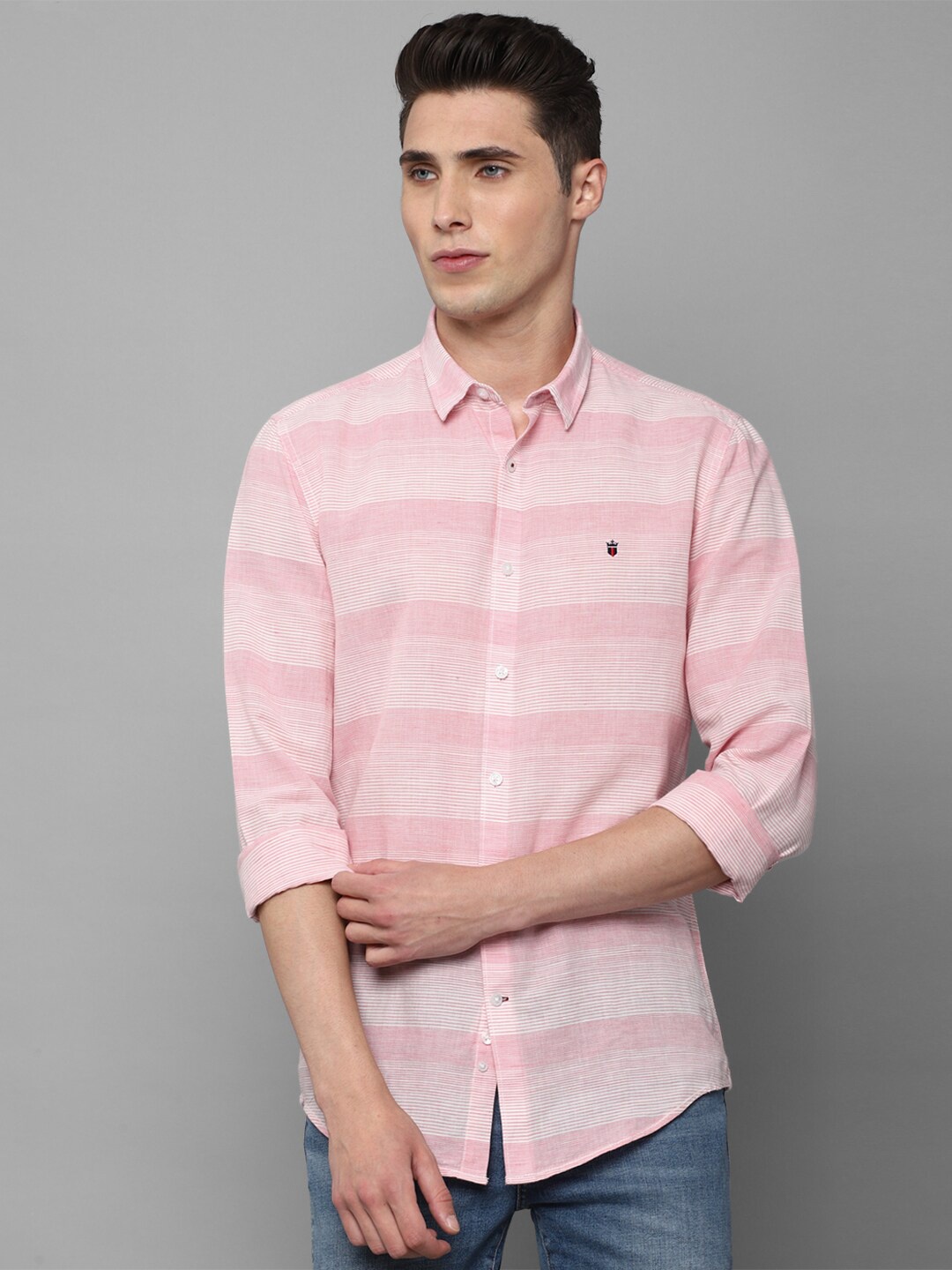 

Louis Philippe Sport Men Pink Slim Fit Horizontal Stripes Striped Casual Shirt