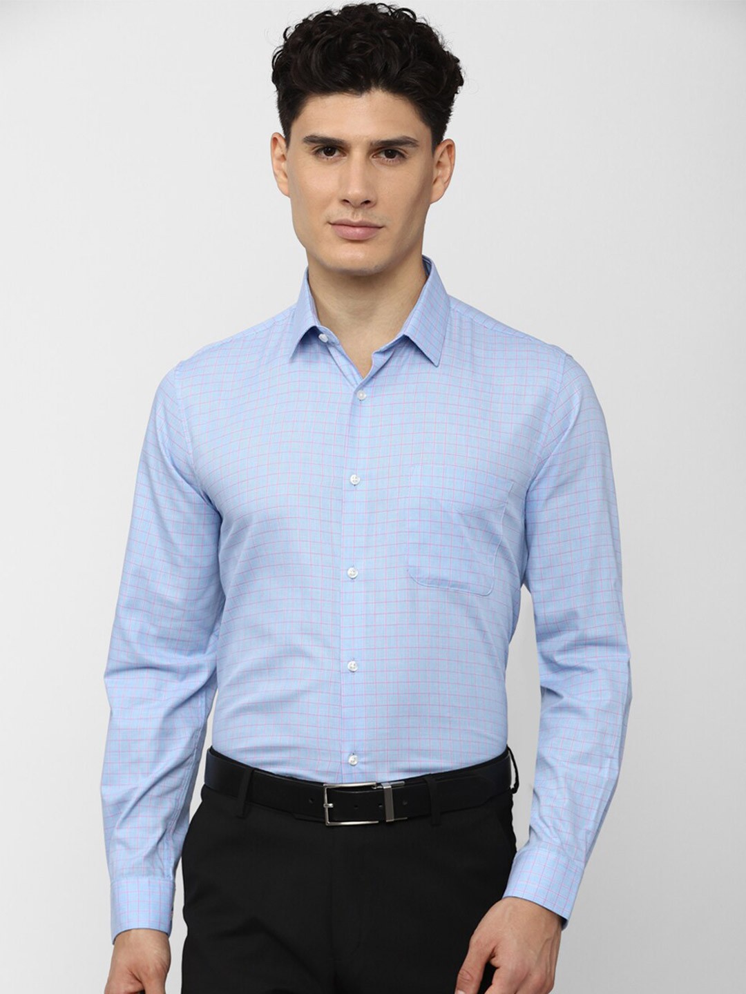 

Peter England Men Blue Formal Shirt