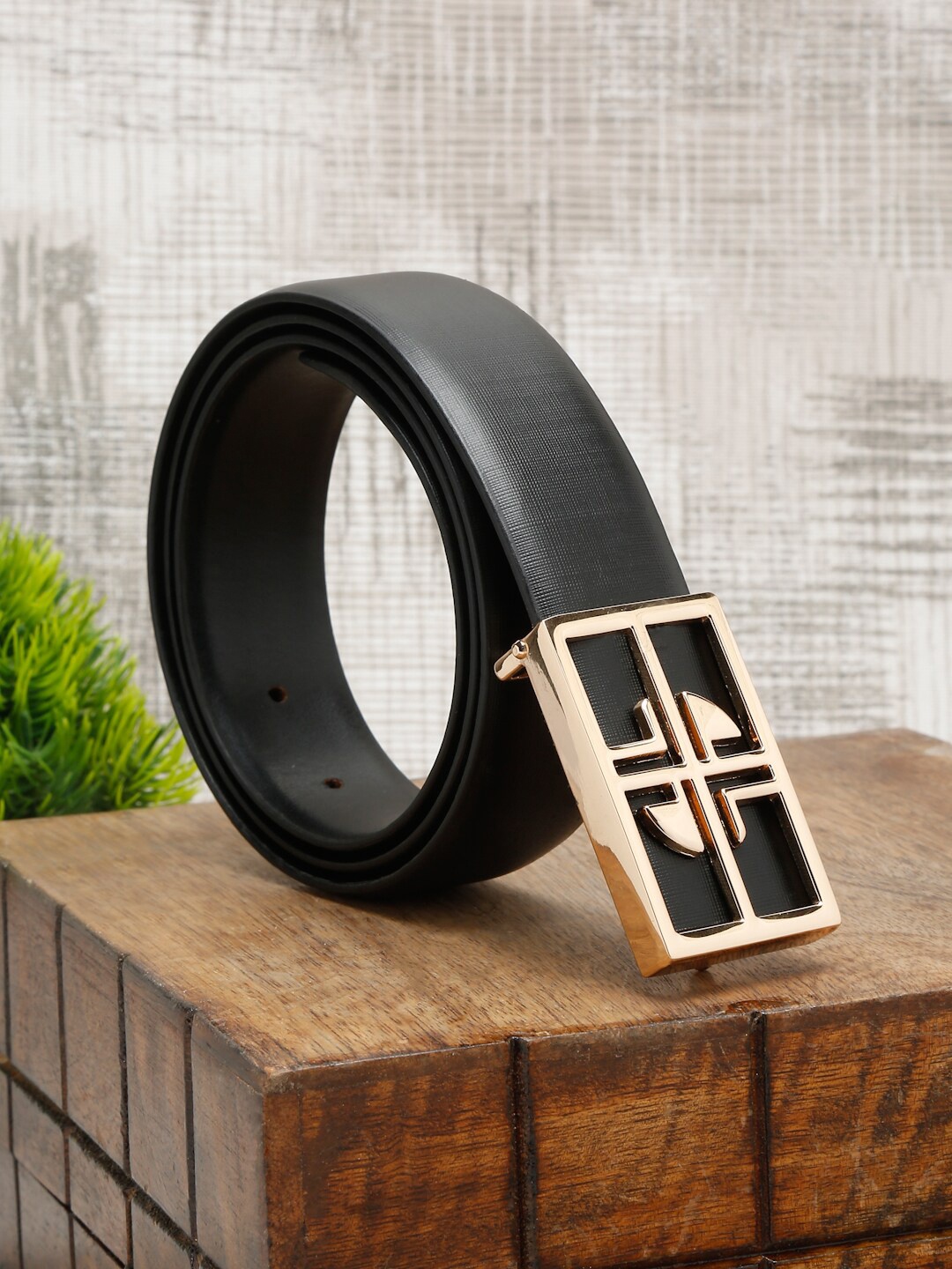 

LOUIS STITCH Men Black Italian Leather Formal Belt with Golden Buckle