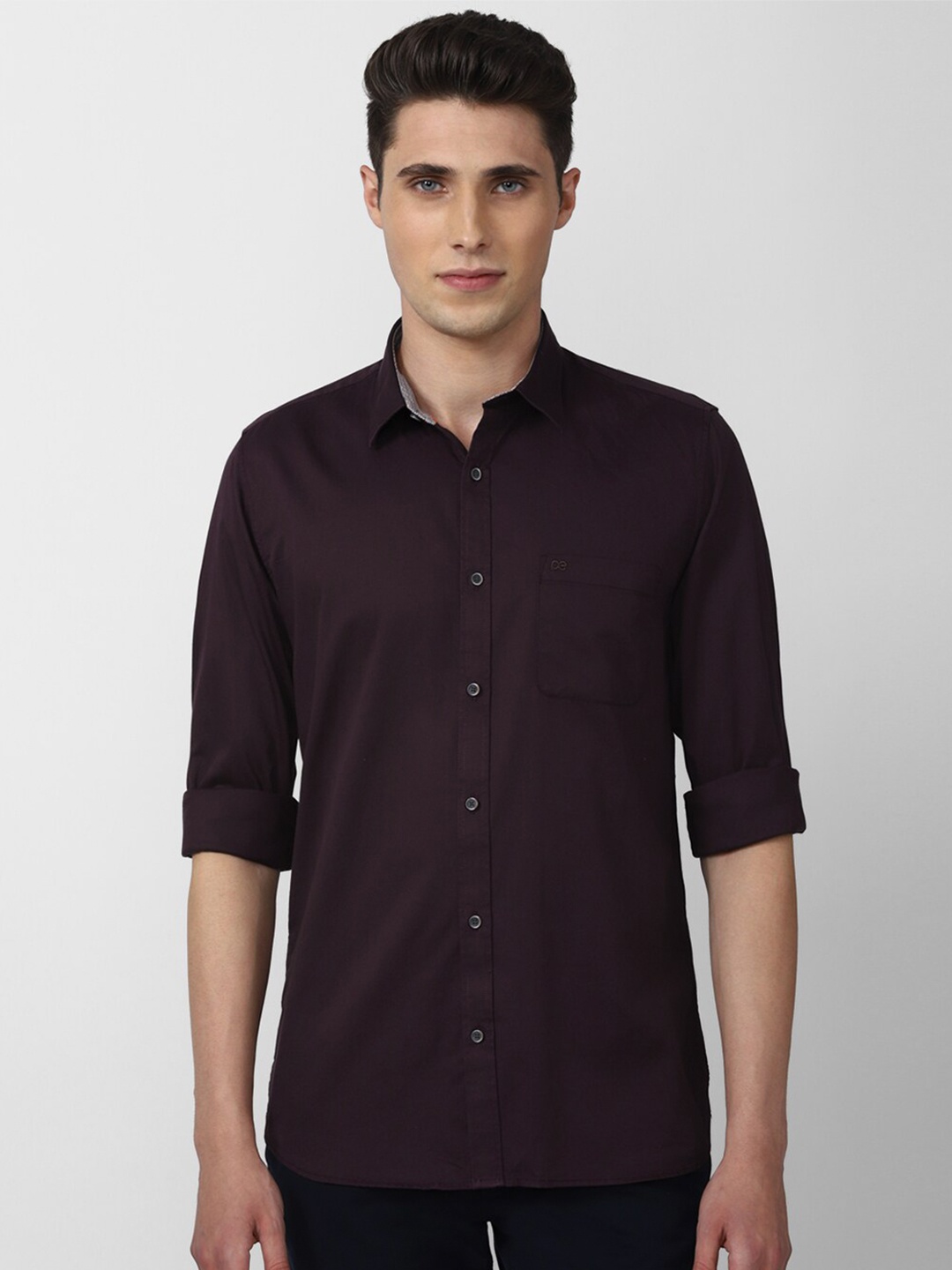 

Peter England Casuals Men Purple Slim Fit Casual Shirt