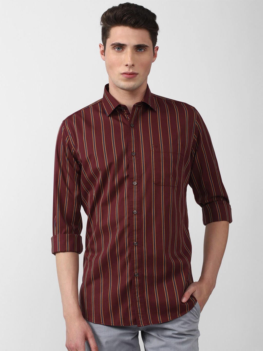 

Van Heusen Sport Men Maroon Slim Fit Striped Casual Shirt