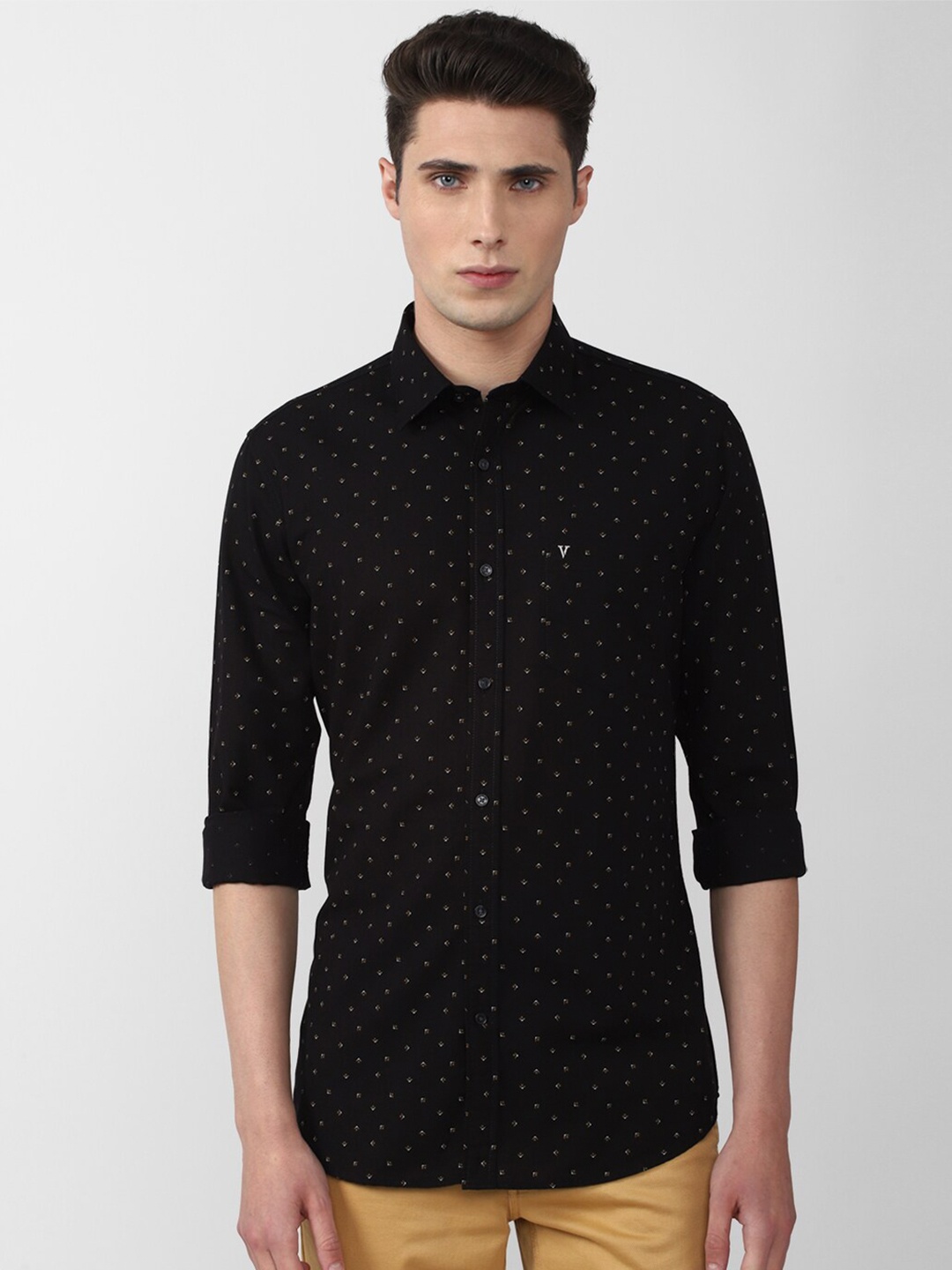 

Van Heusen Sport Men Black Slim Fit Printed Casual Shirt