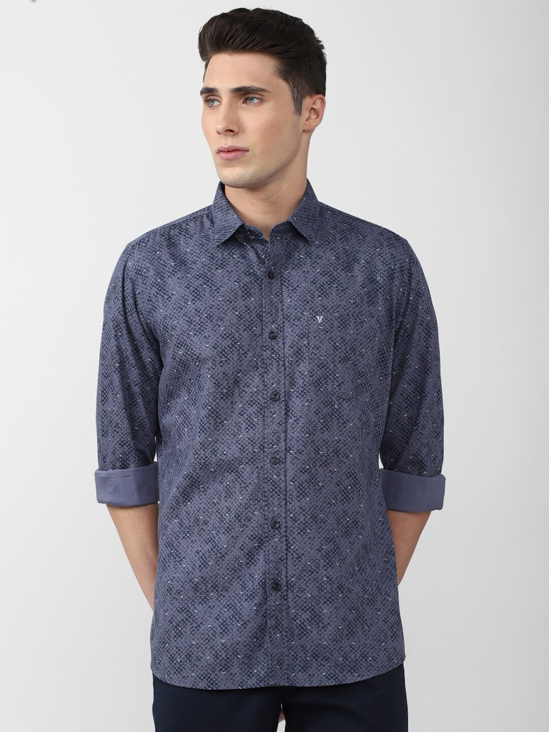 

Van Heusen Sport Men Blue Slim Fit Printed Casual Shirt