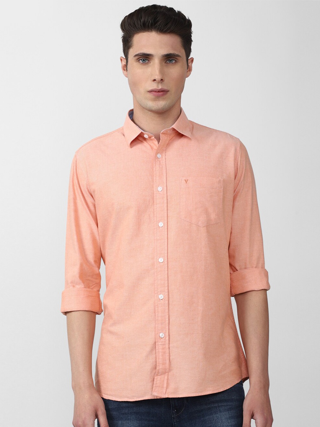 

Van Heusen Sport Men Peach-Coloured Slim Fit Casual Shirt