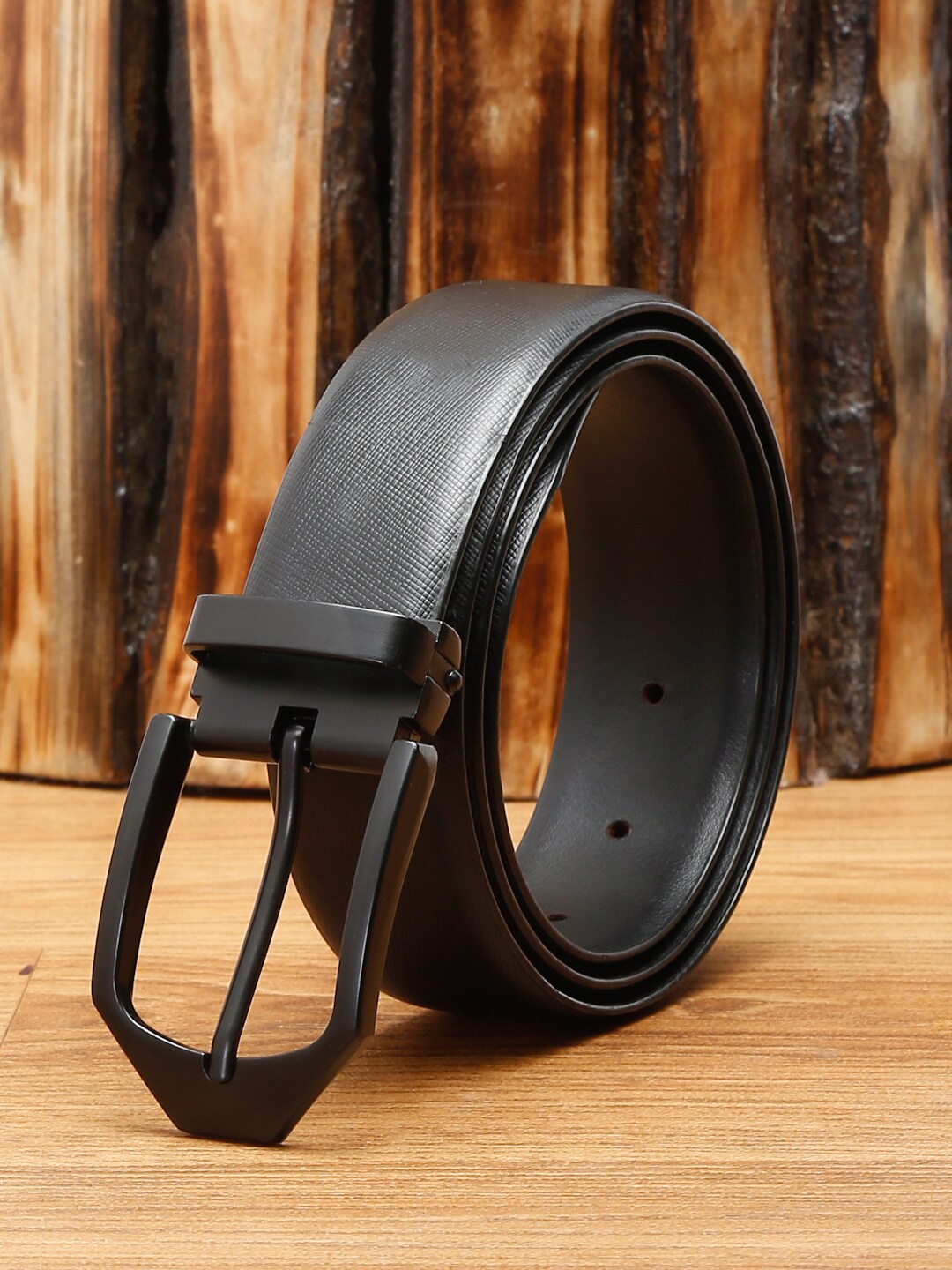 

LOUIS STITCH Men Black Textured Leather Formal Belt