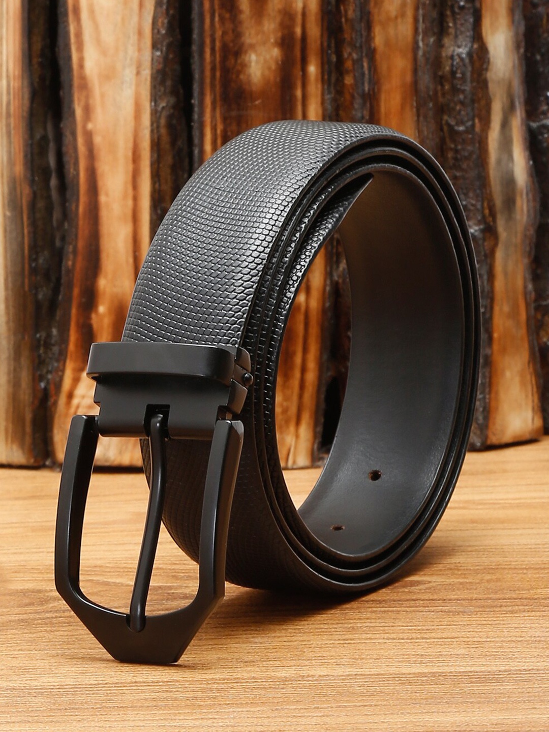 

LOUIS STITCH Men Black Textured Leather Formal Belt