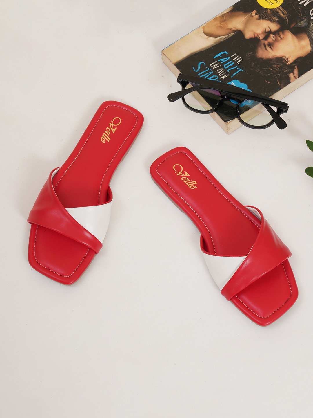 

VEILLE Women Red Open Toe Flats