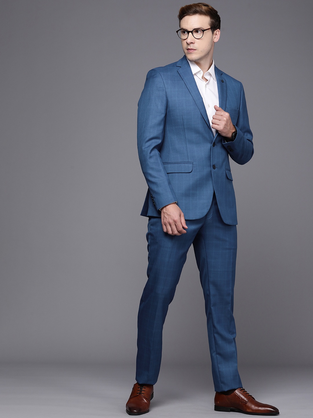 

Raymond Men Slim Fit Checked Single-Breasted 2-Piece Formal Suit, Blue