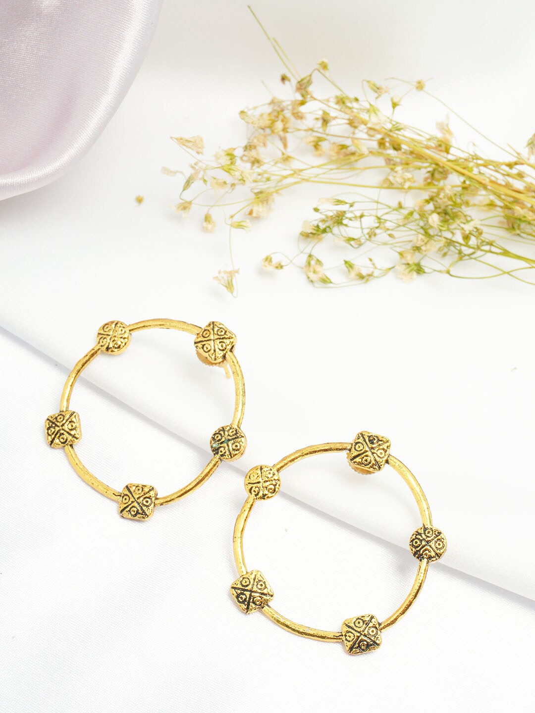 

Urmika Gold-Toned Contemporary Hoop Earrings