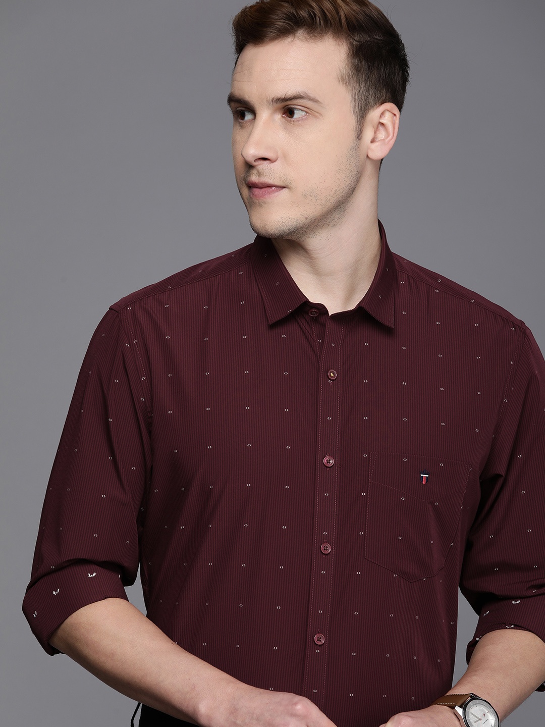 

Louis Philippe Sport Men Slim Fit Printed Casual Shirt, Maroon