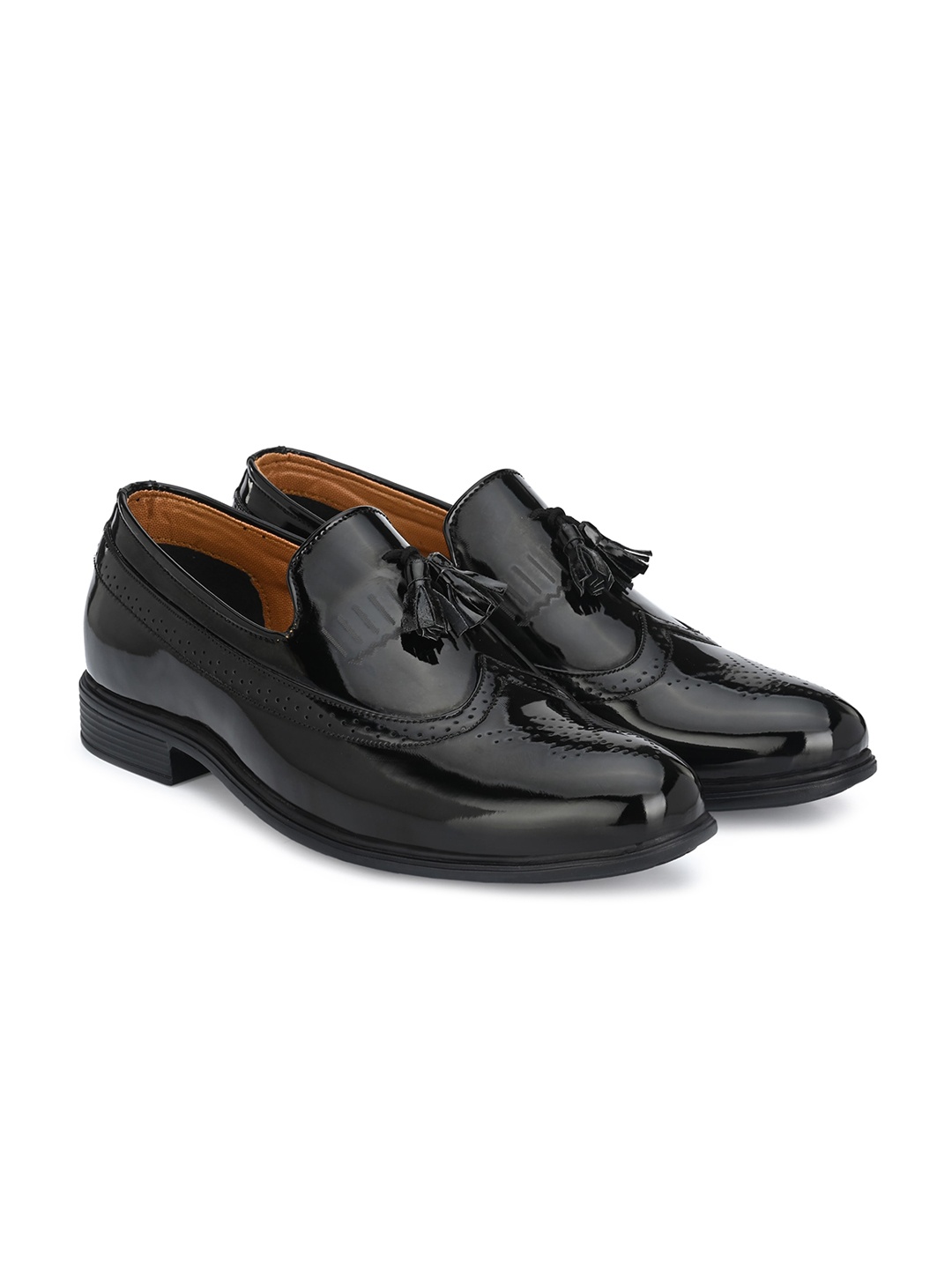 

mr.wonker Men Black Solid Formal Loafers