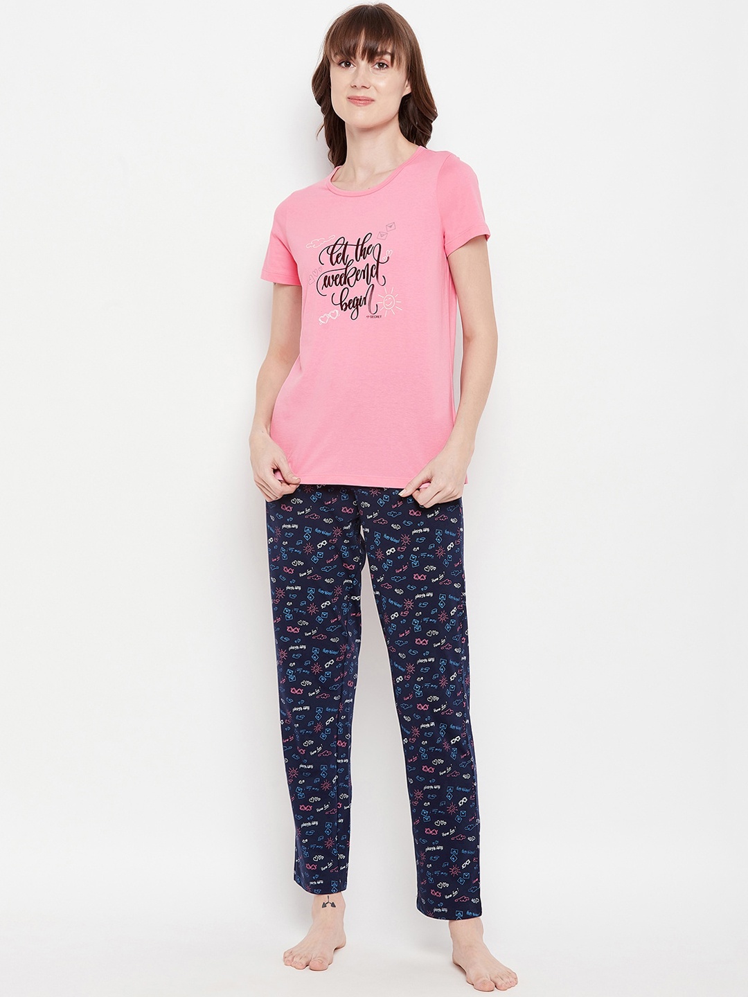 

MADAME M SECRET Women Pink & Blue Printed Night suit
